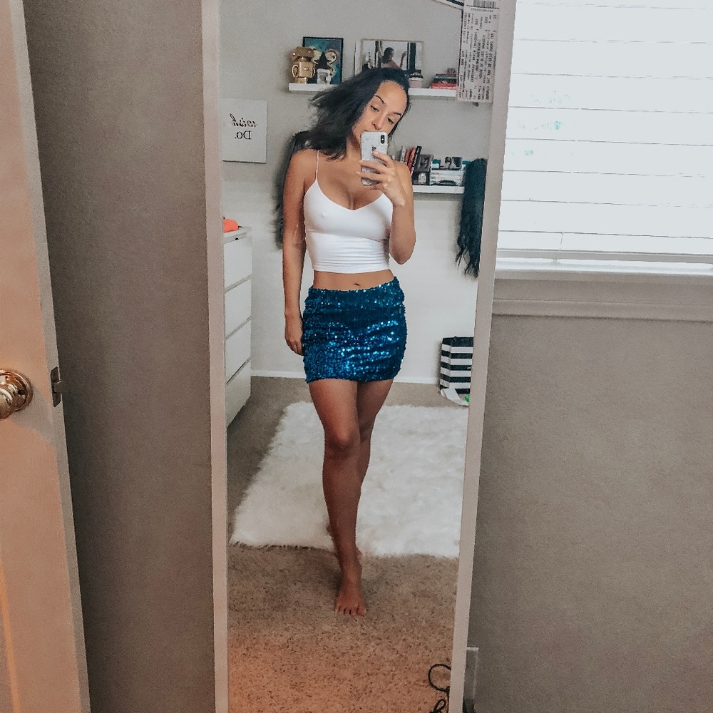 BRIGHT BLUE SEQUIN SKIRT